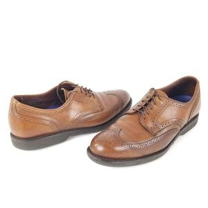 Allen Edmonds Road Warriors Mens Wingtip Oxford